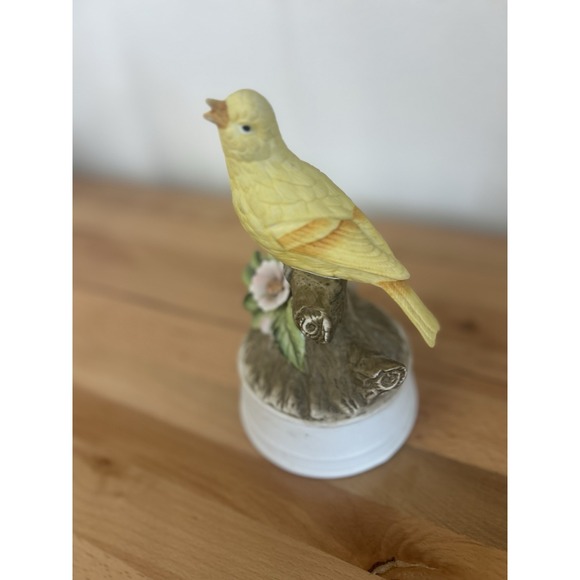 Yellow Bird With Music Box Playing "The Way We Were" Porcelain Figurine 7" - Picture 2 of 9